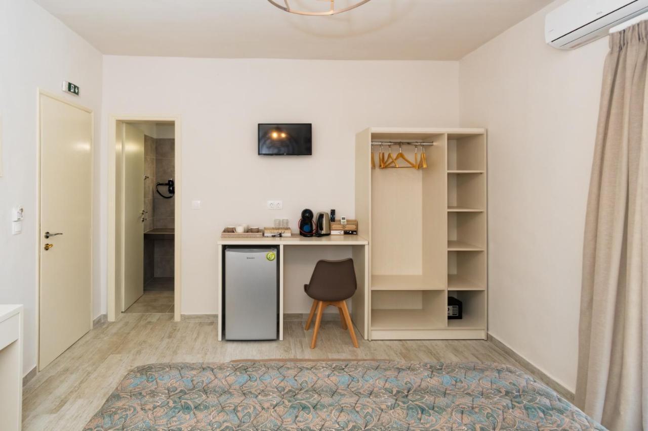 Aria Suites Kassiopi Bagian luar foto