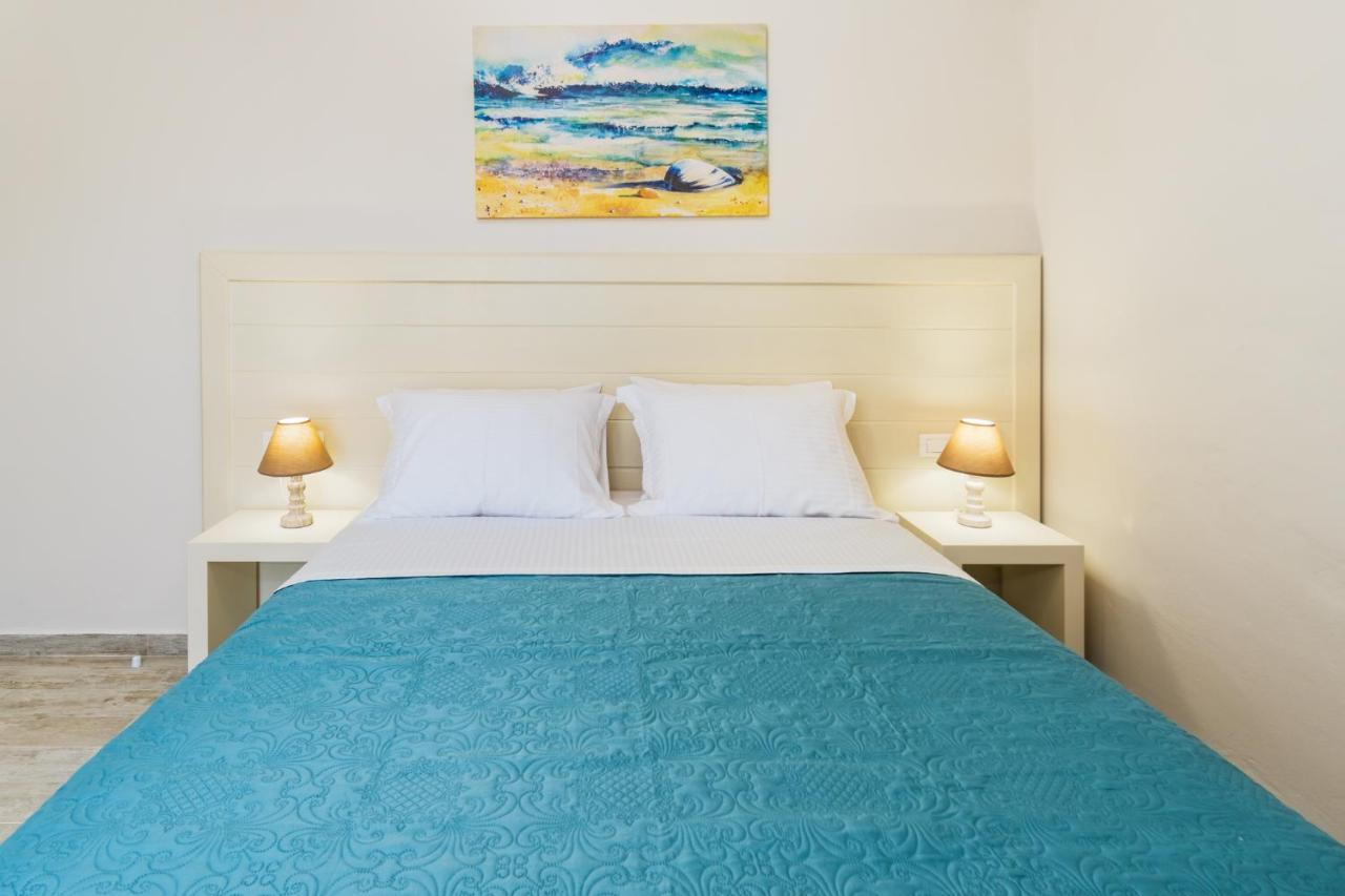 Aria Suites Kassiopi Bagian luar foto