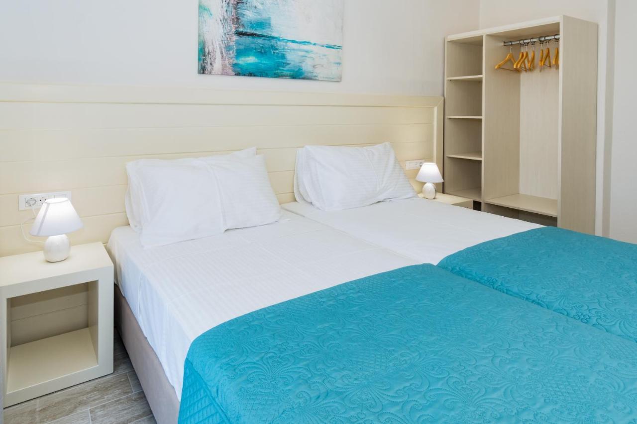 Aria Suites Kassiopi Bagian luar foto