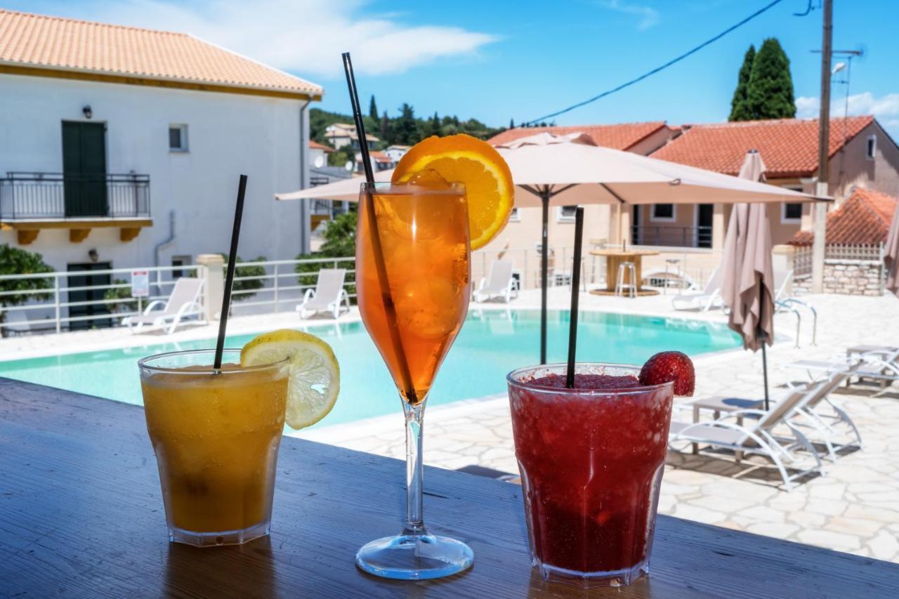 Aria Suites Kassiopi Bagian luar foto